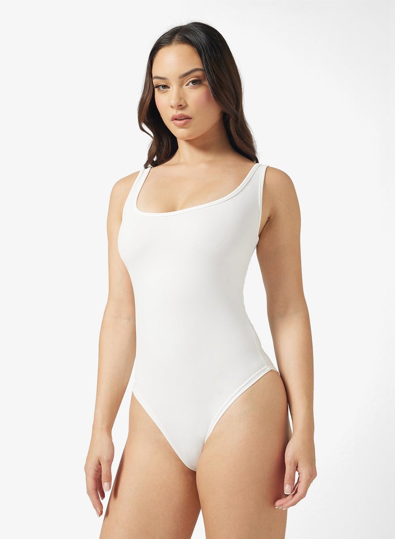 جينجر بيسيكس بودي سوت بلا أكمام بياقة مربعة من البولي أميد - Image 1